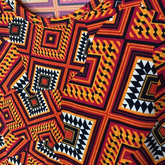 NWT LuLaRoe Classic T size Small - Picture 2 of 8